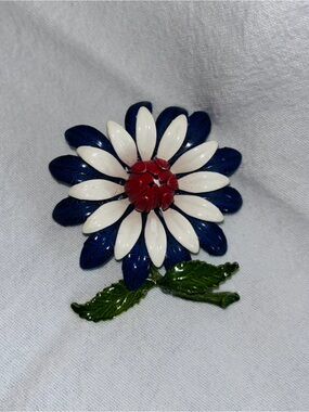 Vintage Floral Enamel Flower Brooch 1960’s